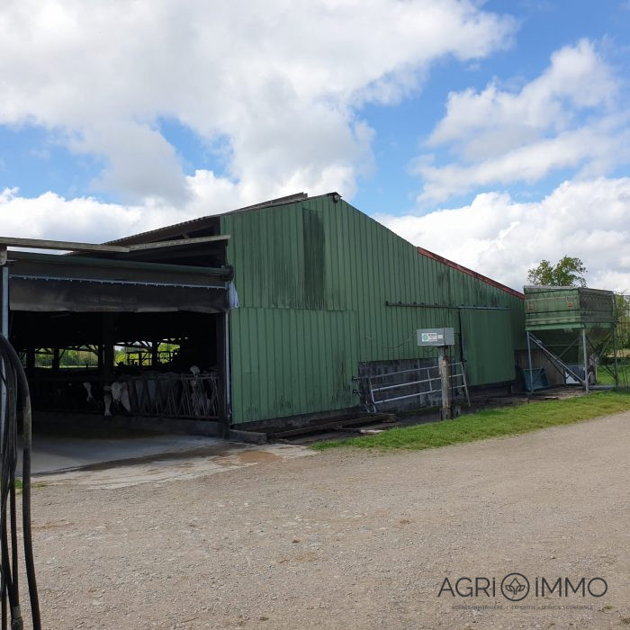 Terrain agricole à vendre, 102 ha - Mayenne