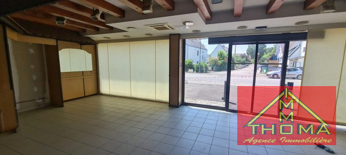 Local commercial à louer, 219 m² - Bartenheim 68870