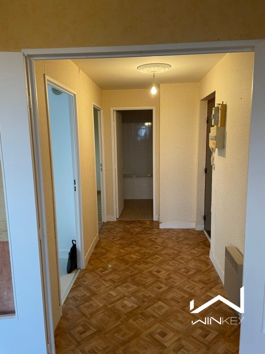 Duplex à vendre, 2 pièces - Issou 78440