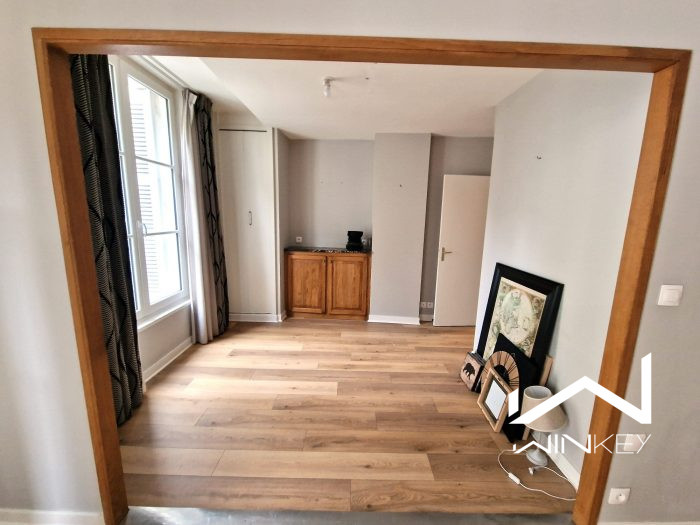 Appartement à vendre, 3 pièces - Tours 37000